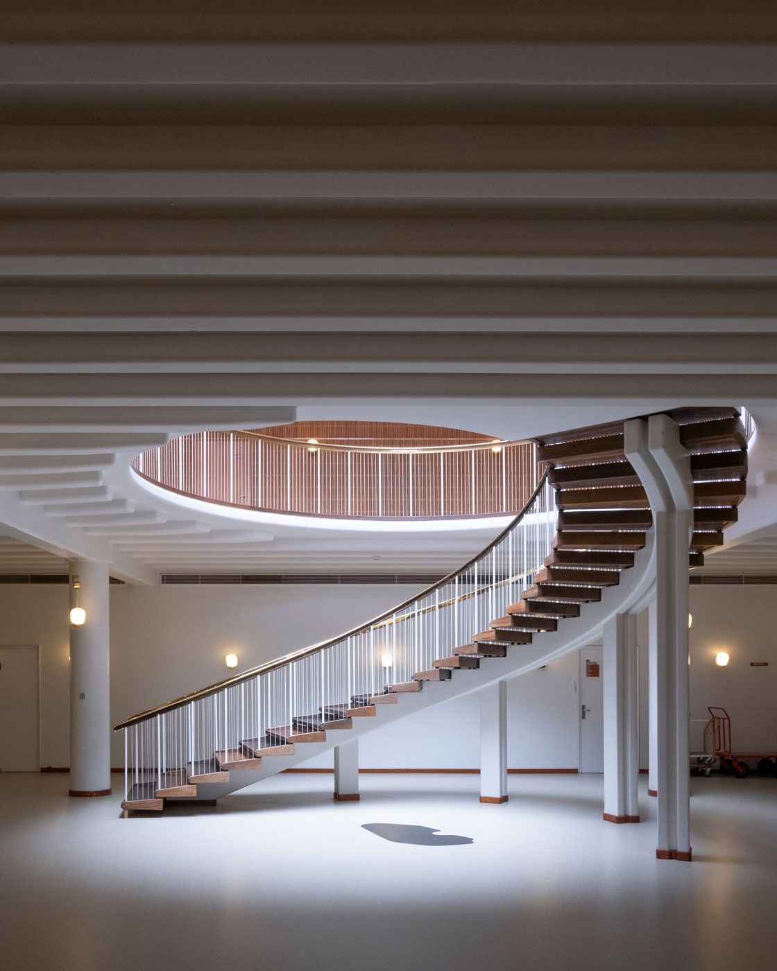 Jan Konings Radhus Aarhus Arne Jacobsen Staircase